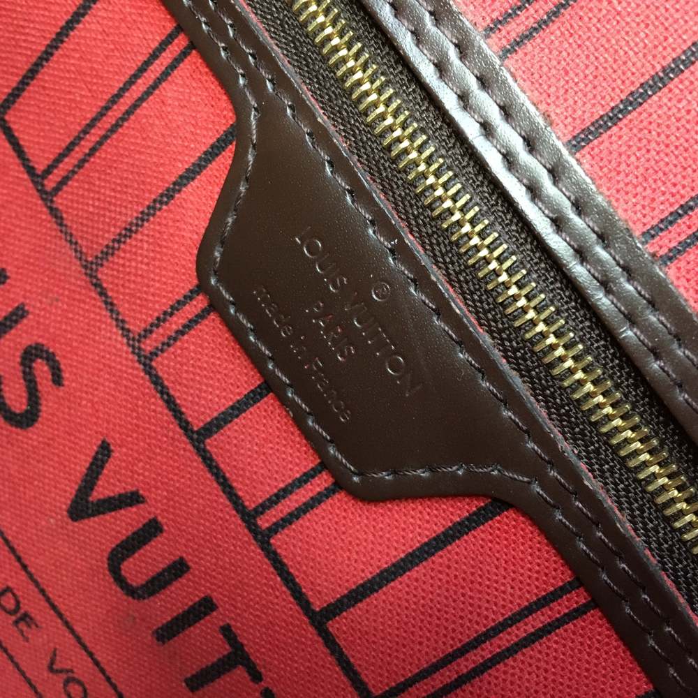 Louis Vuitton Damier Neverfull PM Sku# 60167 - Picture 8 of 9